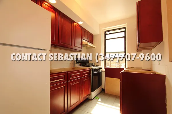 Rented by Contact Realty | media 10