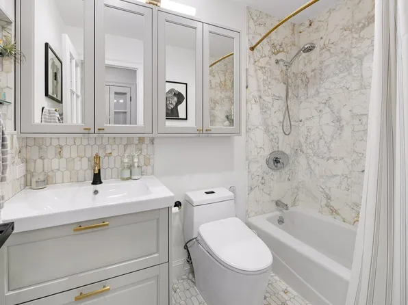 111 Shearwater Ct East image 17 of 33