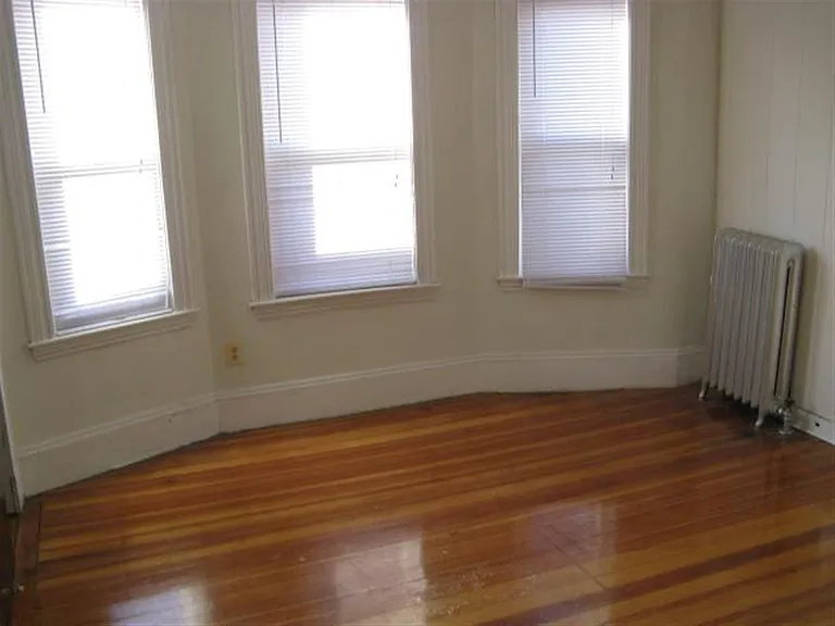 104 Conwell Ave #2 — Photo 1