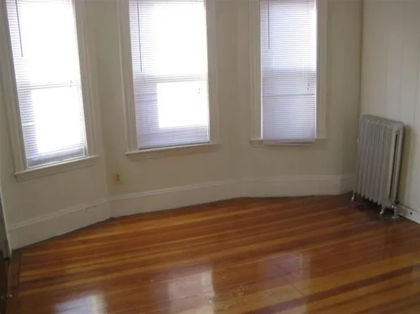 104 Conwell Ave #2, Somerville, MA 02144