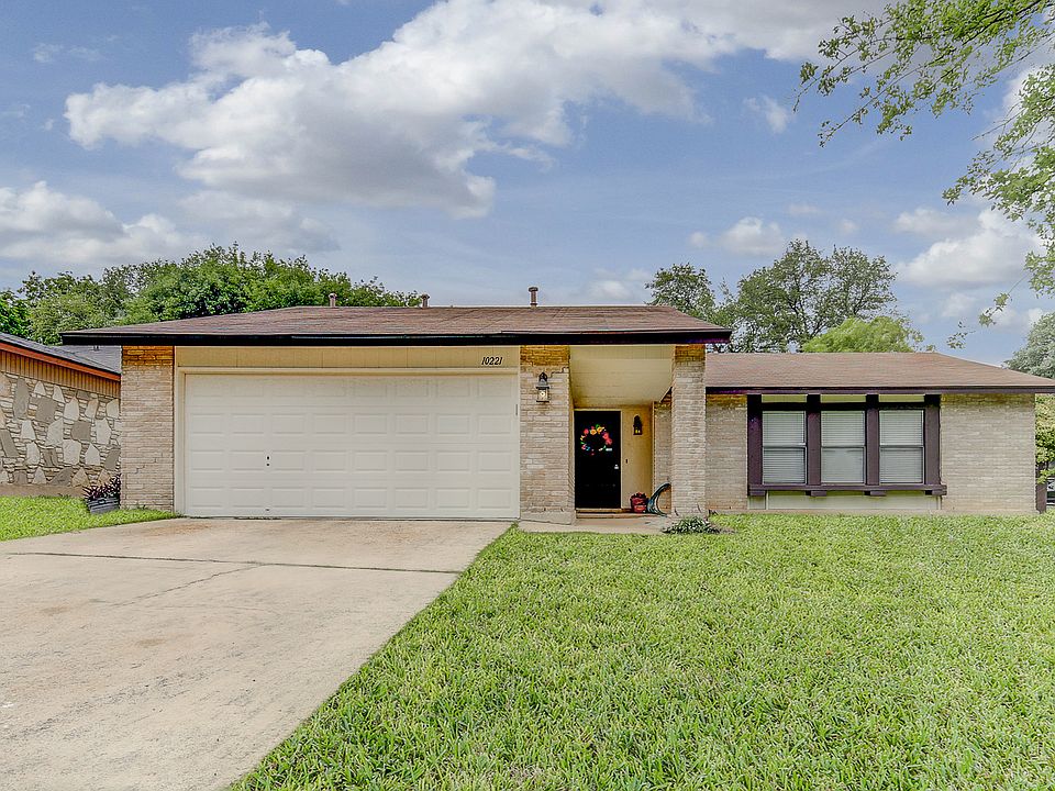 1st image of 10221 Dugas Dr
