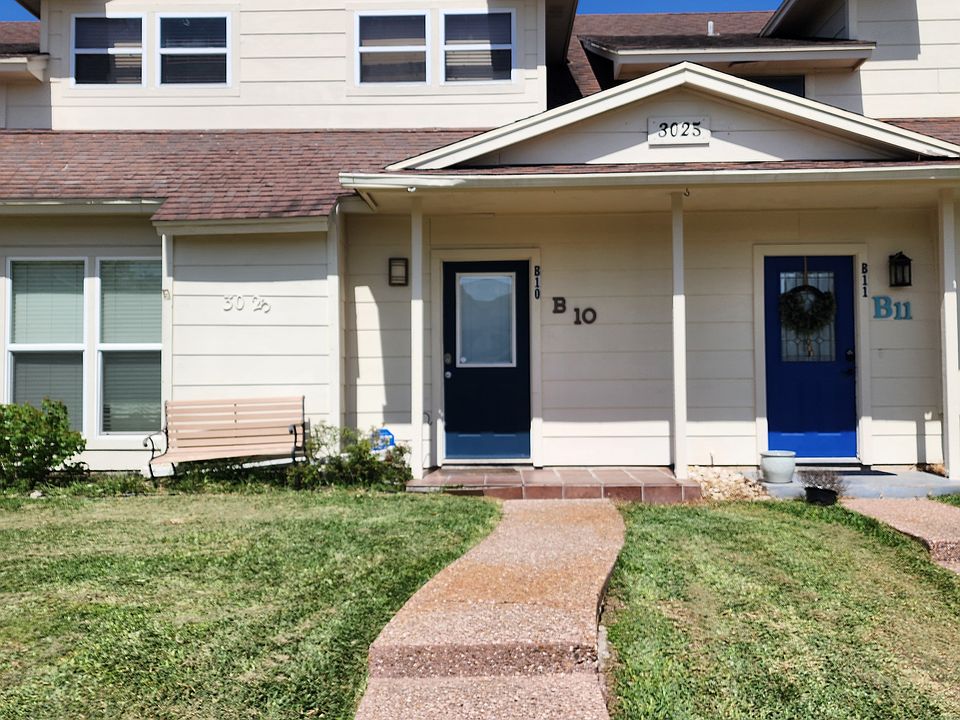 1st image of 3025 Quail Springs Rd APT B10