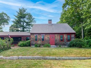 221 Circuit St, Hanover, MA 02339