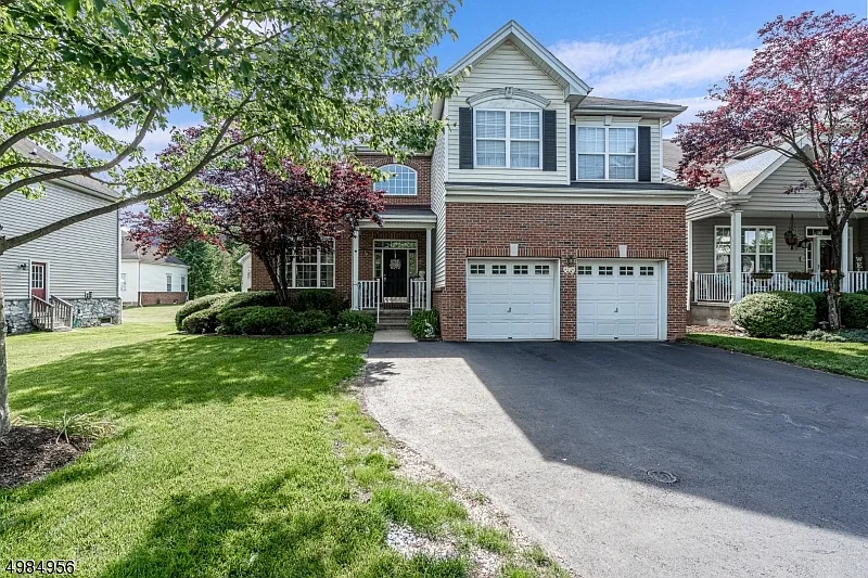 31 Colts Ln photo 1