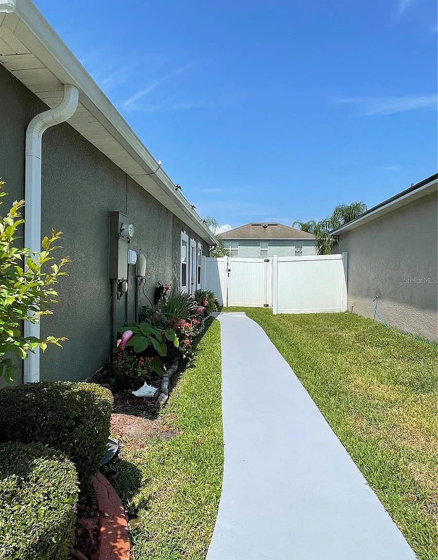 1 bed, 1.0 bath, 280 sqft, $1,150 — Photo 4
