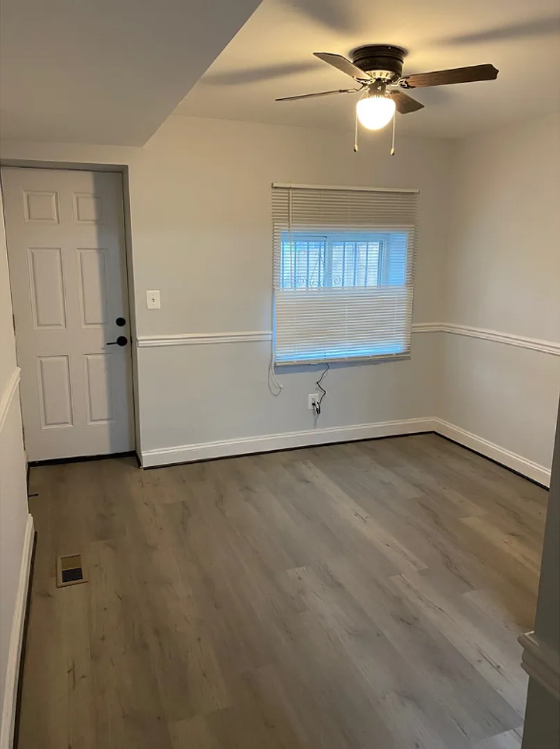 1025 North Carey Street — Photo 3