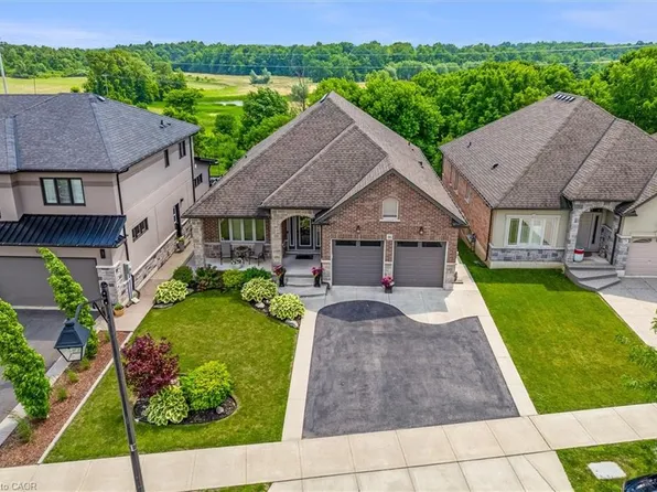 180 Mothers St, Hamilton, ON L9B 0E1