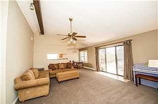 5th image of 401 Marseilles Dr