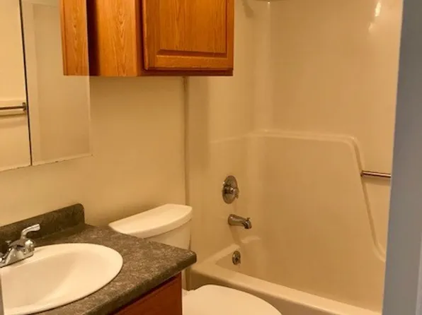 2J Salmon Street, 2J Salmon St #J12, Newmarket, NH 03857