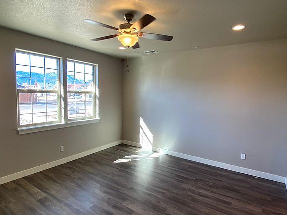 5th image of 1226 Montevideo Ct