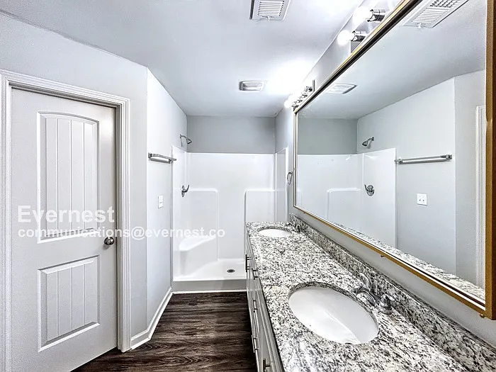 5229 Hanover St — Photo 7