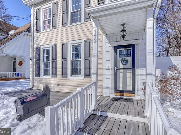 4th image of 113 Crawford St