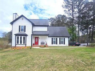 2892 Mossy Creek Dr, Stone Mountain, GA 30087