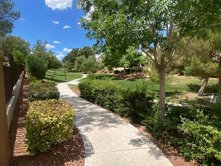 2152 Quarry Ridge St #2 — Photo 41
