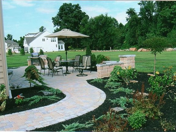Paver Patio & Walkway