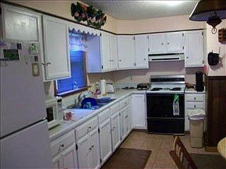 1st image of 4546 SE 27th St