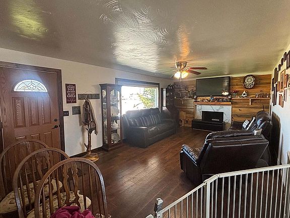 3rd image of 13868 N Laughran Rd