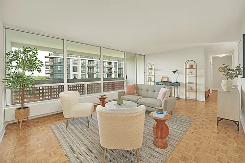 1137 Royal York Rd #1 BD Photo 1