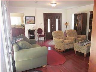 5th image of 2166 University Ave