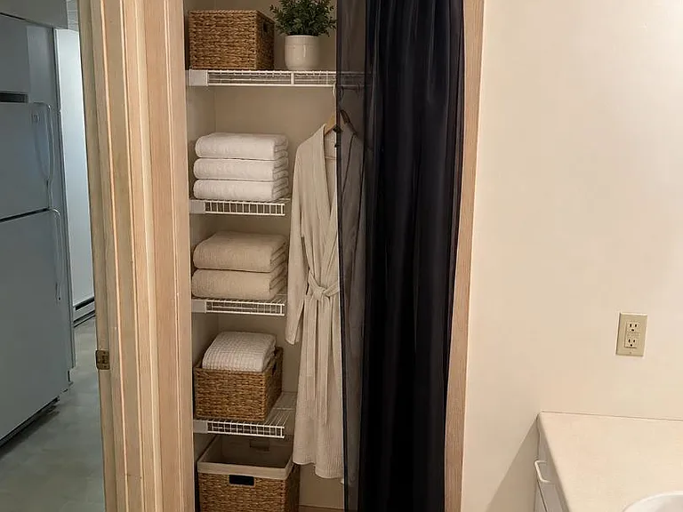 Unit Photo