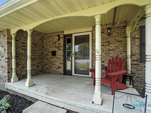 3rd image of 1133 Glen Meadow Dr