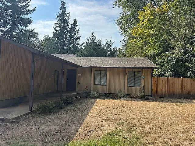 11407 SW 35th Ave — Photo 16