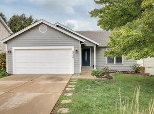 2426 Beaujolais Dr, O'Fallon, MO 63368