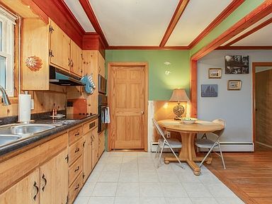 47 Silver St, Haverhill, MA 01832 | Zillow