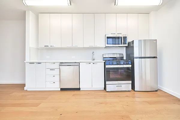 Rented by Living New York | media 8