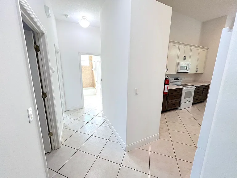 27 Empress Ln — Photo 21