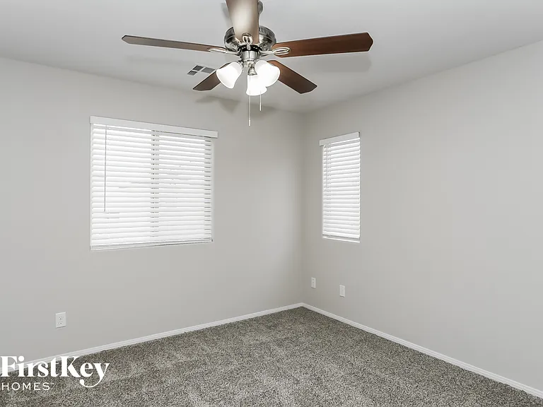 7600 Scarlet Tapestry Ct — Photo 10