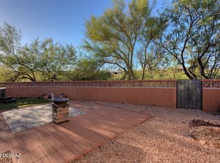 1046 S Horizonte Pl, Green Valley, AZ 85614