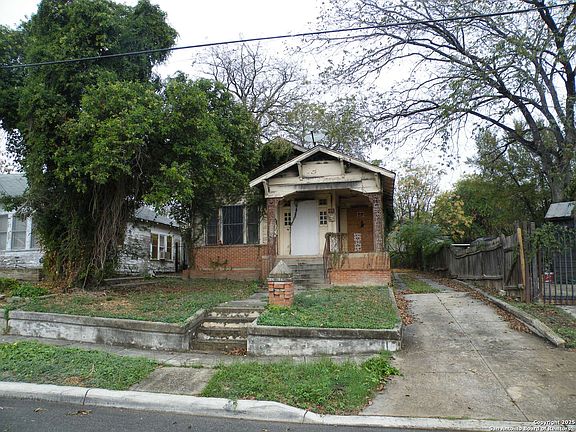 2nd image of 1221 crockett