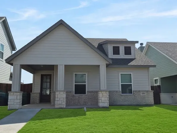 656 The Cottages Dr, Godley, TX 76044