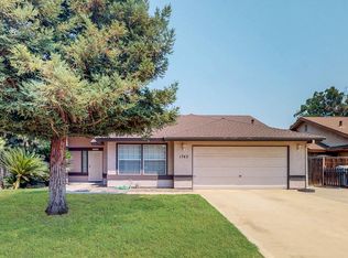 1742 E Sequoia Ave, Visalia, CA 93292