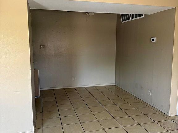 3rd image of 2304 Shidler Dr APT 5