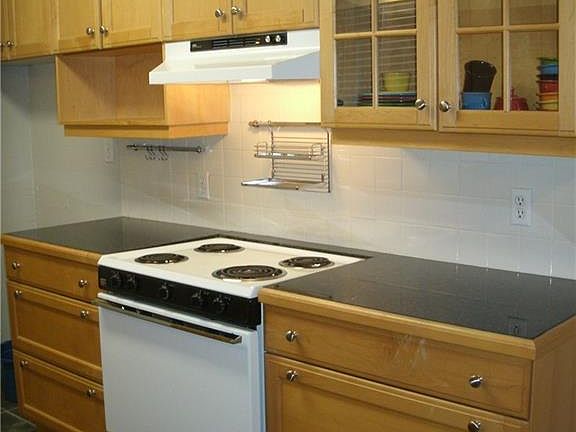 5th image of 2755 Indian Creek Blvd