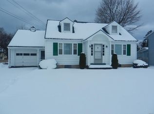 3 Rockingham Rd, Auburn, NY 13021