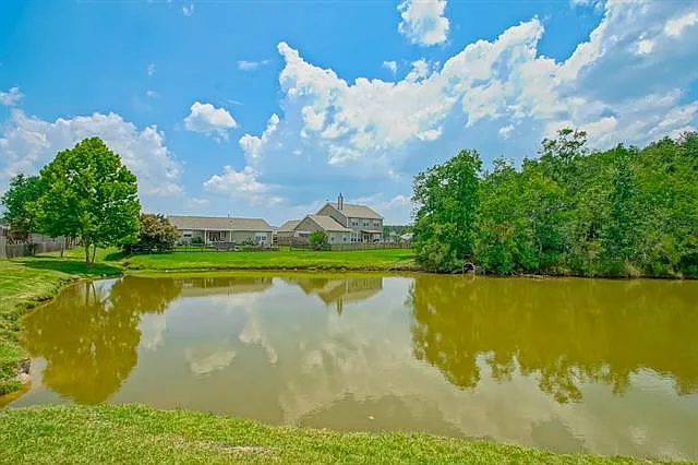 421 Creekside Ct — Photo 28