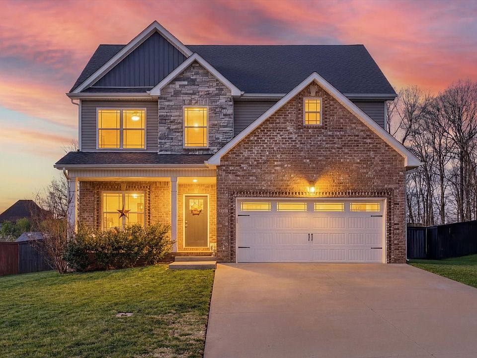 1st image of 373 Rye Dr