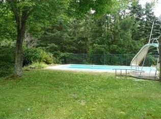 9175 Hubbard Rd, Allison Park, PA 15101