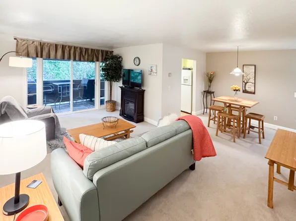 2245 Minerva Way, Anchorage, AK 99515