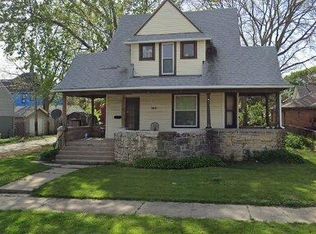 1011 12th St, Rockford, IL 61104