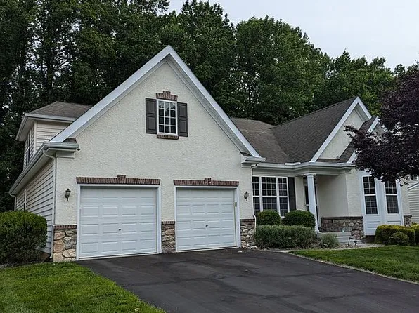 813 Colorado Dr, Newark, DE 19711