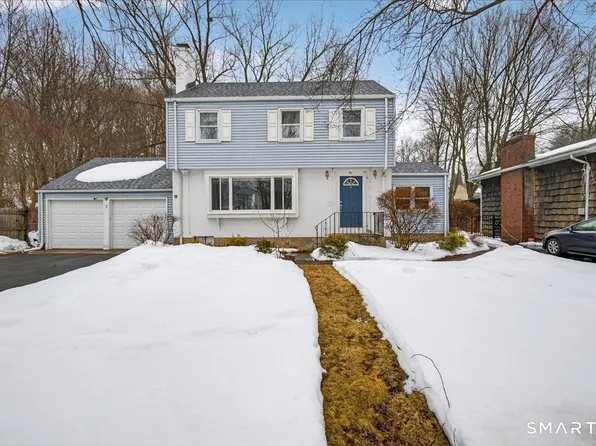61 Reyna Road, Hamden, CT 06514