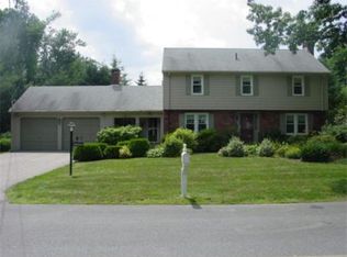 63 Woodridge Rd, Holden, MA 01520
