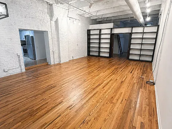 312 N May St #4H — Photo 3