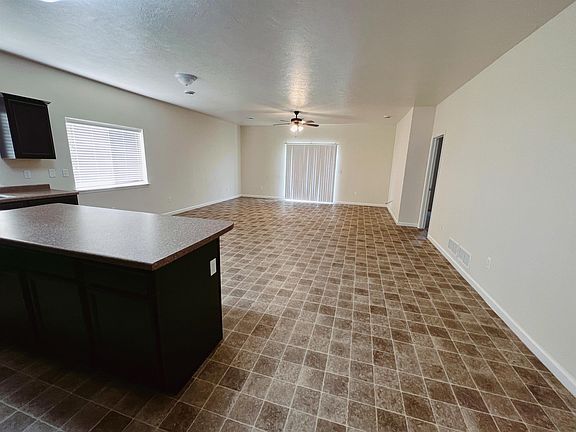5th image of 184 Noma Dr