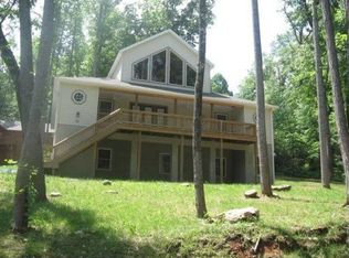 59 Ash Dr, Maggie Valley, NC 28751