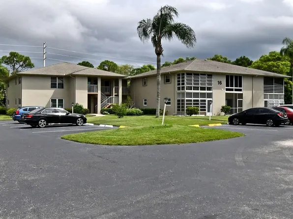 16 Lake Vista Trl, Port Saint Lucie, FL